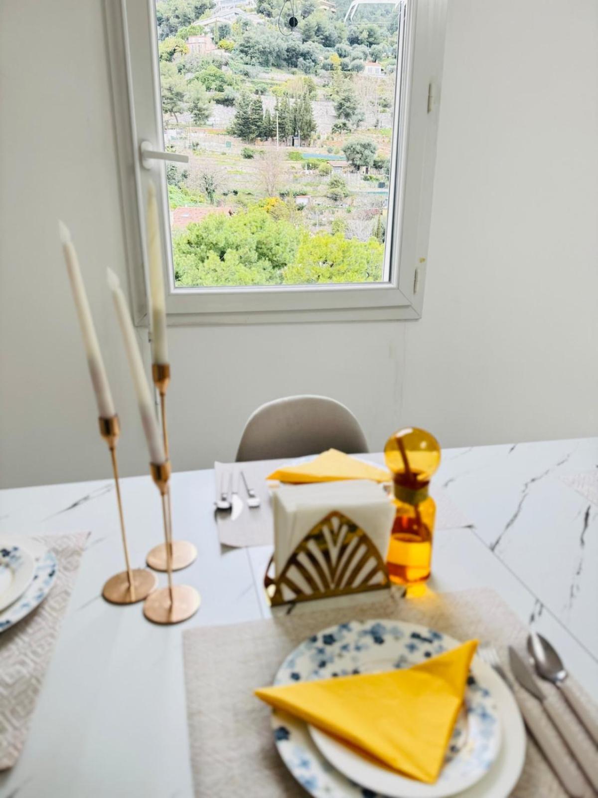 Apartment New,mountain & Sea View 3 Guests With Private Garage Beausoleil